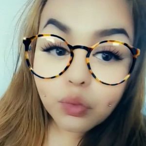 Meet your Posher, Celeste